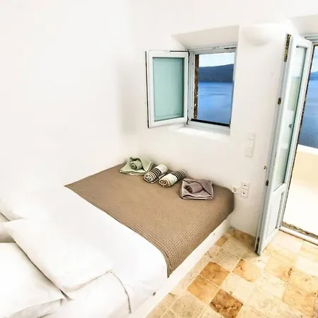 Villa Dionyssos Cave House