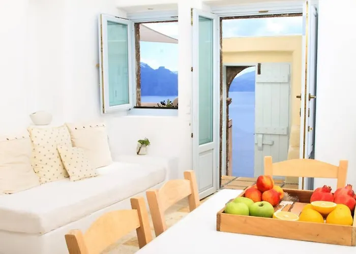 Dionyssos Cave House Villa