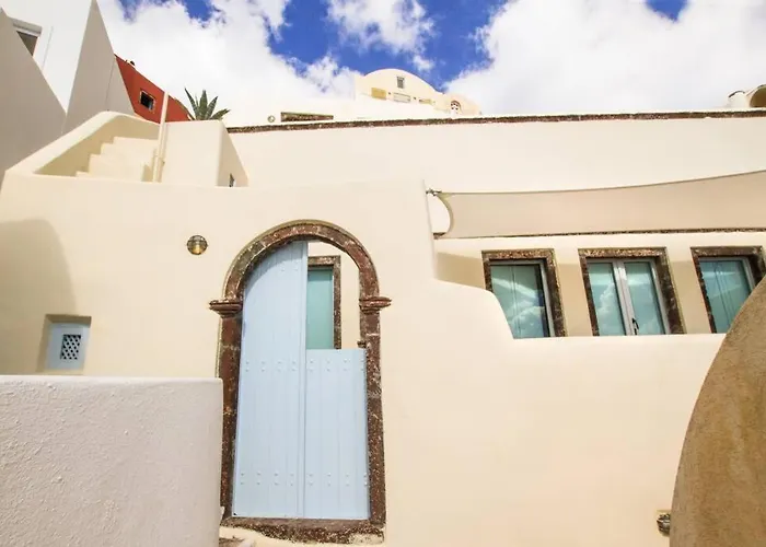 Villa Dionyssos Cave House Oia