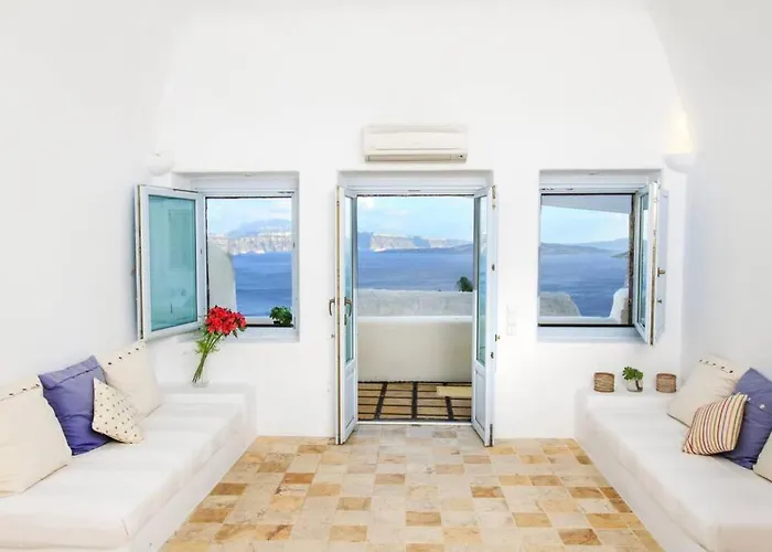 Villa Dionyssos Cave House