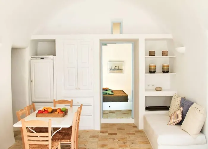 Dionyssos Cave House Villa