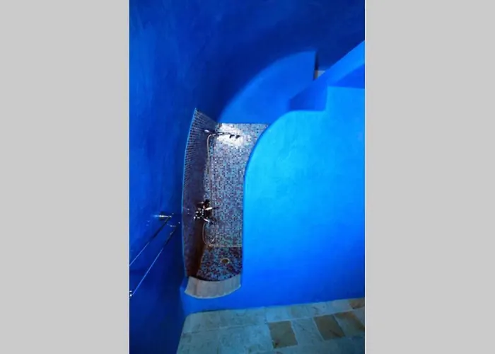 Dionyssos Cave House Oia