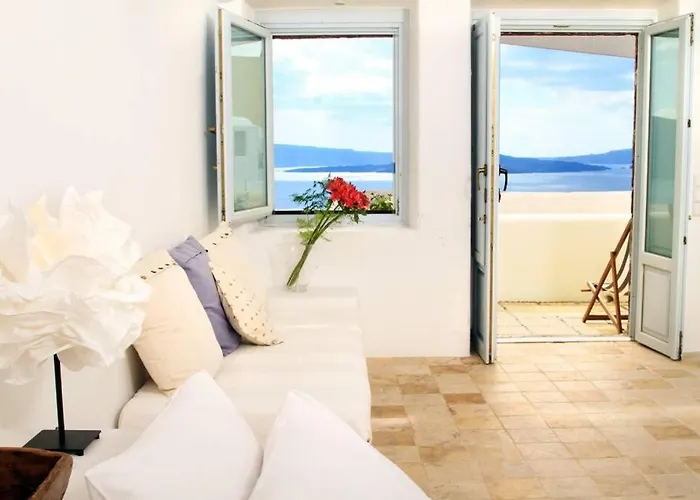 Dionyssos Cave House Villa