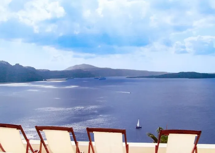 Villa Dionyssos Cave House *